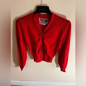 Sheridan Creation zing sweater v neck made in Italy  shoulder size Large